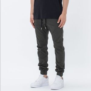 ZANEROBE - Sureshot Jogger (Dark Army Green)